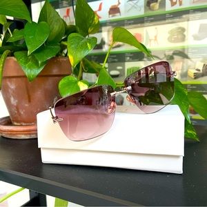 DEZI 2000s Rose Gold Sunglasses